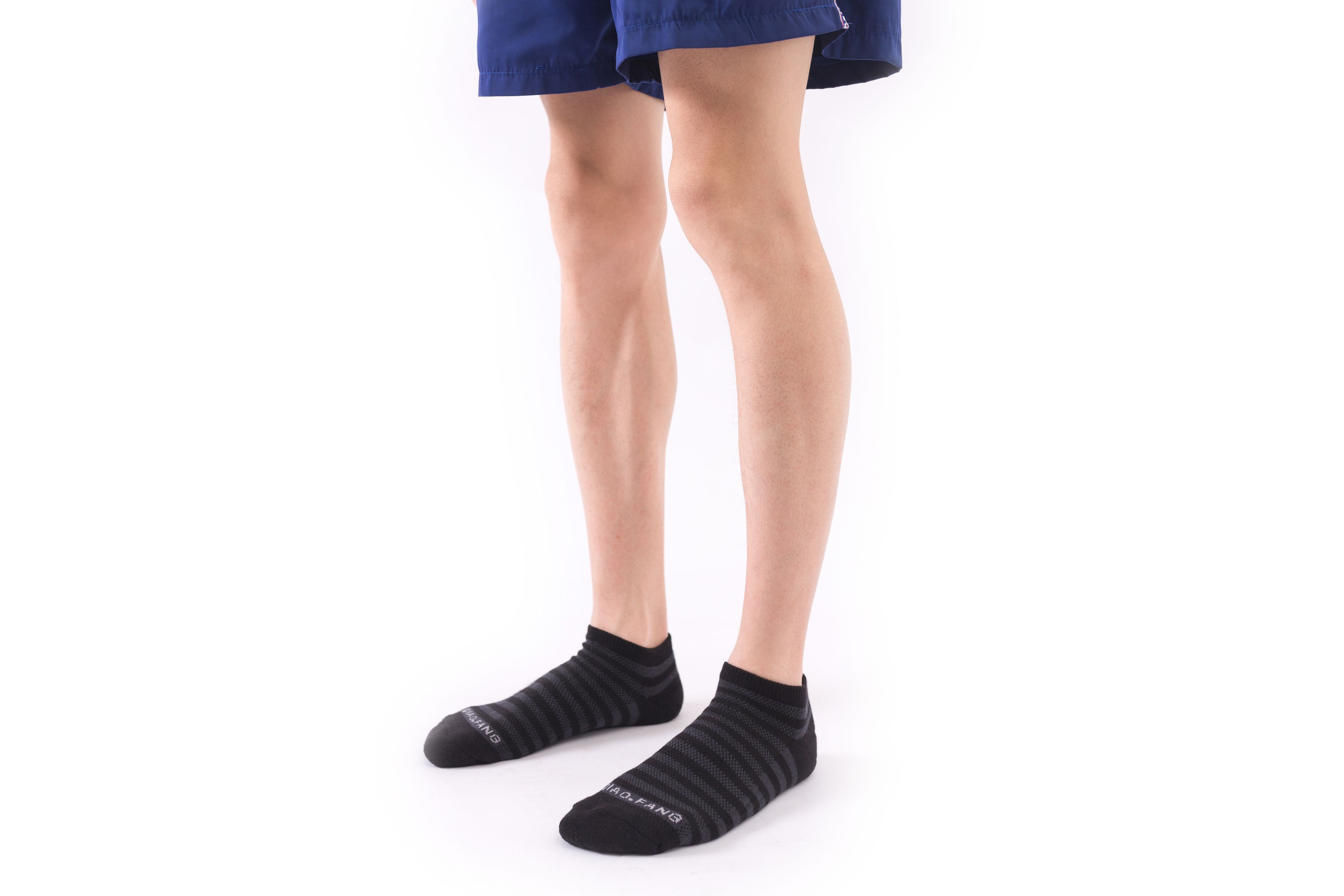 【抗菌除臭襪】腳背網面船型機能襪-條紋 M023